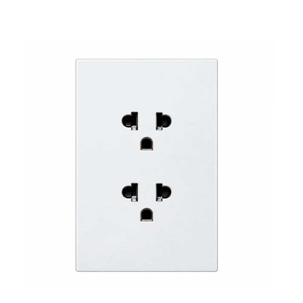 Tomacorriente Doble Universal Blanco Monaco 250V, 10A MAX Macroled